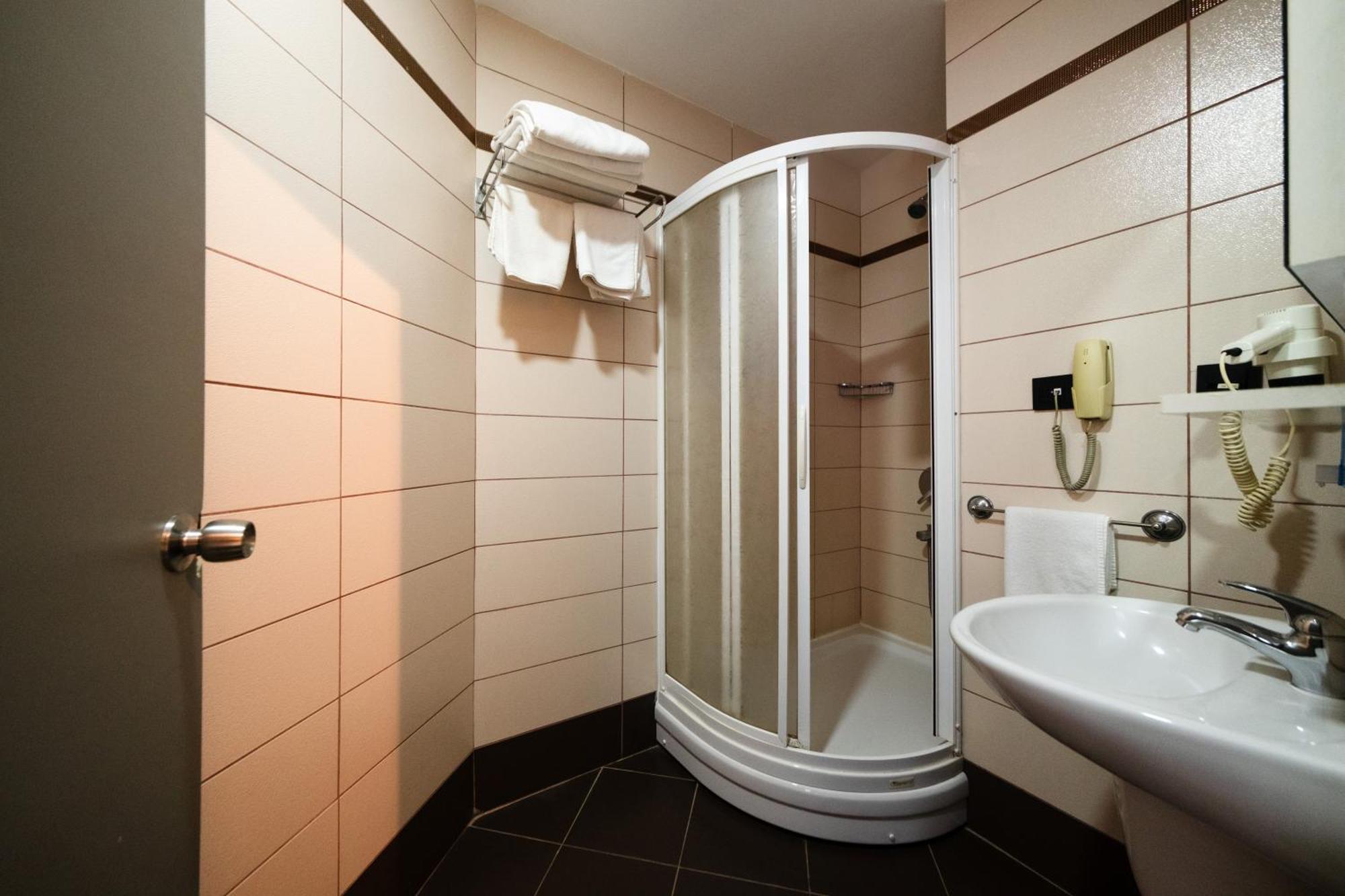 Polek Hotel Çanakkale Esterno foto